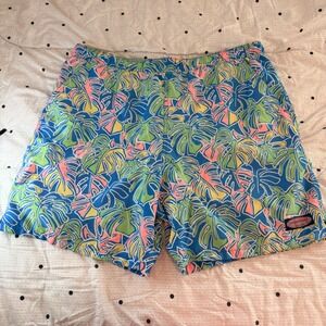Vineyard Vines Men's Chappy Swim Trunks Shorts Size L Tropical Leaf Print